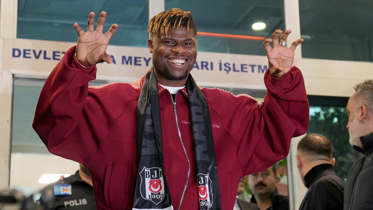Emmanuel Agbadou, Beşiktaş için İstanbul'da
