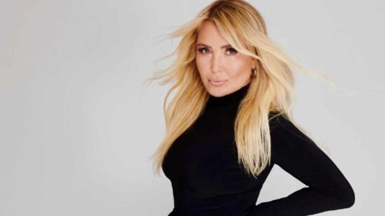 Yonca Evcimik hayatını oynayacak oyuncuyu açıkladı! Bakın o isim kim çıktı...