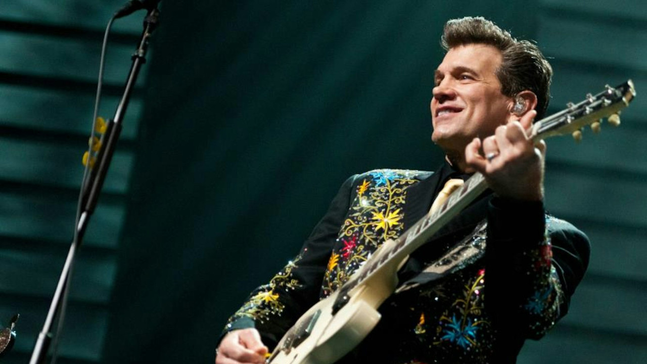 Müzik severlere güzel haber! Chris Isaak, İstanbul, Ankara ve İzmir'de konser verecek