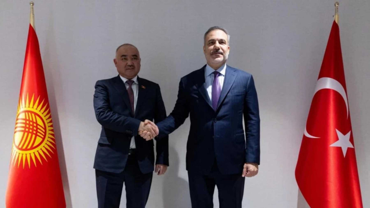 Bakan Fidan, Kırgızistan Parlamento Başkanı ile görüştü