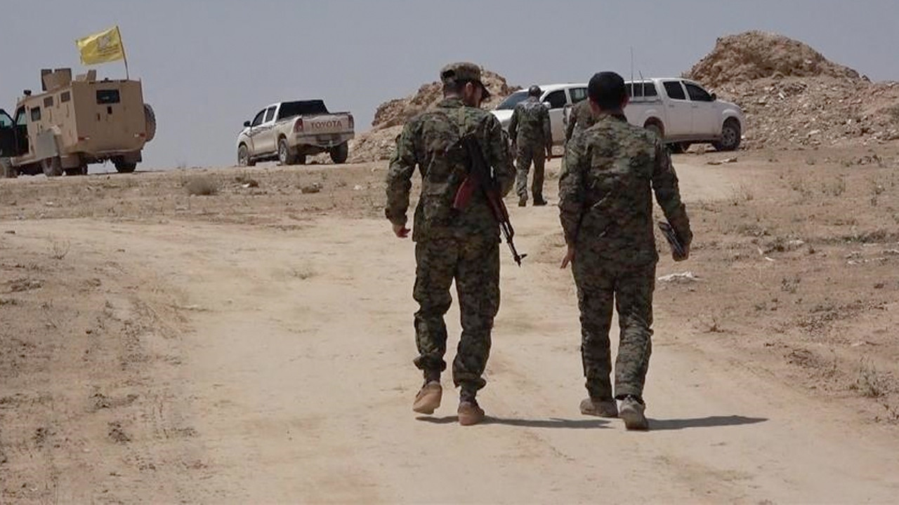 Suriye'de devrik rejim askerleri ile bazı PKK'lı teröristler Aynularab'dan Haseke'ye geçti