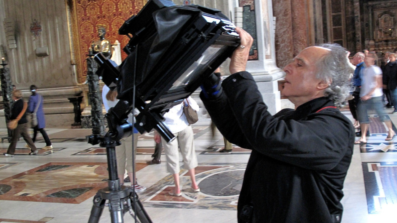 Ahmet Ertuğ’un fotoğraf sergisi “Beyond the Vanishing Point” Trendyol Sanat desteğiyle Venedik’te