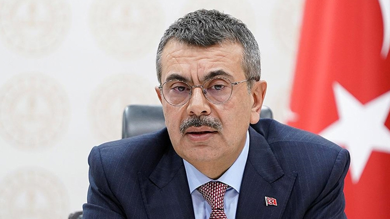 Milli Eğitim Bakanı Yusuf Tekin'den CHP Genel Başkanı Özel'e tepki