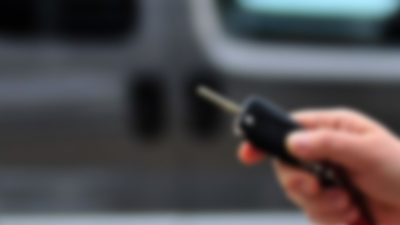 10 yaşındaki çocuğuna otomobil kullandıran anneye ceza