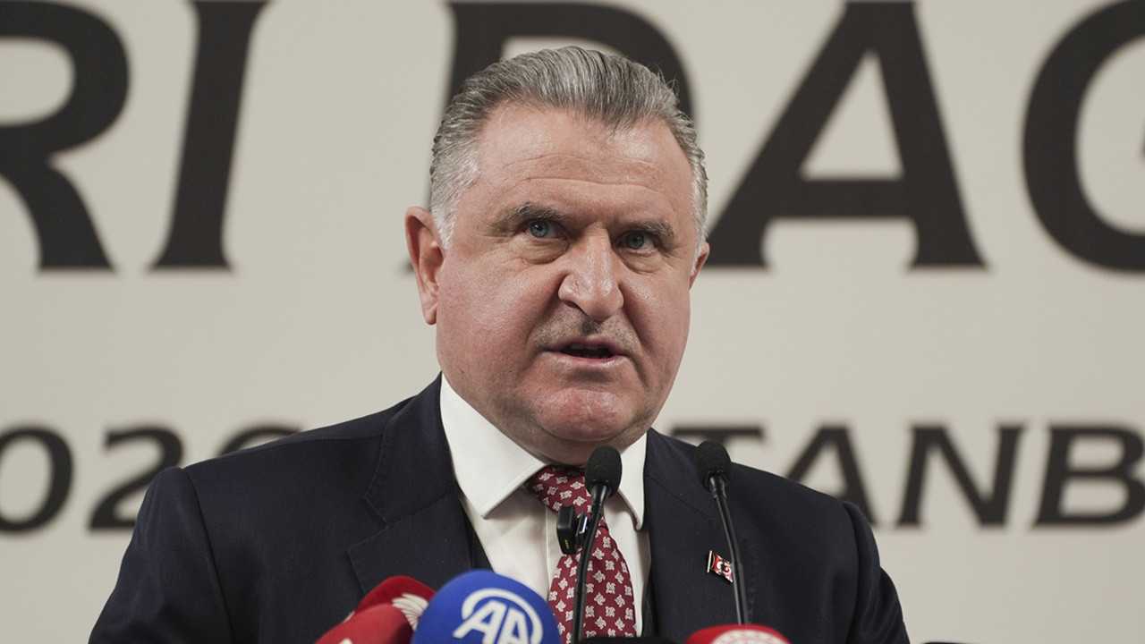 Gençlik ve Spor Bakanı Osman Aşkın Bak'tan "VAR ziyareti" iddialarına yanıt