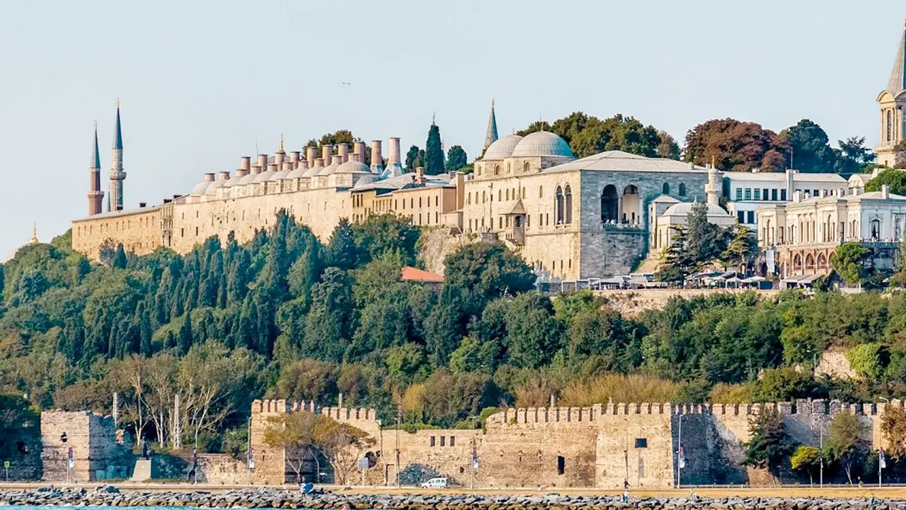 Topkapı Sarayı'nın önemli figürüydü Gazanfer Ağa adına şiirler gün yüzüne çıkarıldı