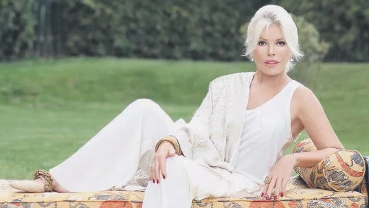 Enerjisi ve fit haliyle gençlere taş çıkaran Ajda Pekkan 80 yaşında! İşte çok özel kutlama...