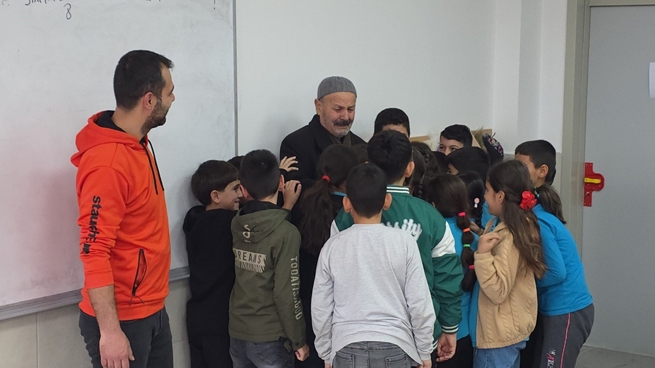 Çok istediği halde babası okula göndermedi! Yıllar sonra bakın ne yaptı