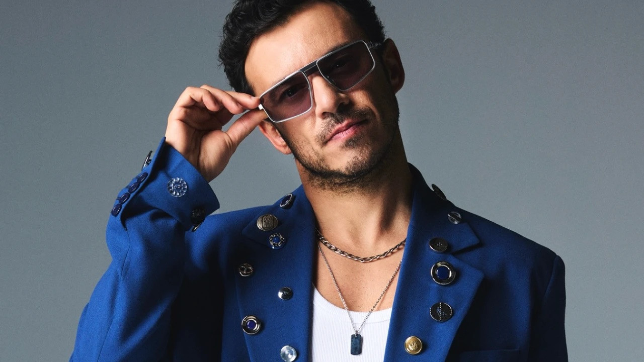 Lüks otomobili gündem olmuştu! Şarkıcı Buray'dan o açıklamaya yanıt gecikmedi...