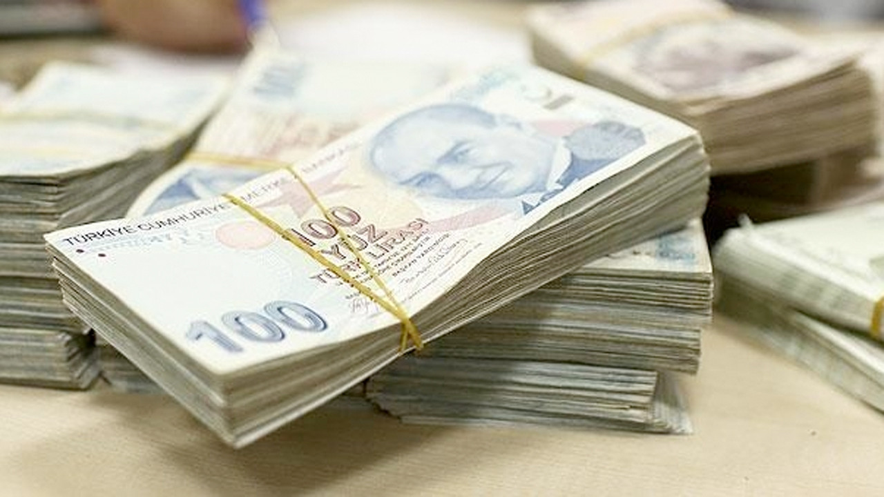 Bütçe ocak ayında 214 milyar 543 milyon lira açık verdi