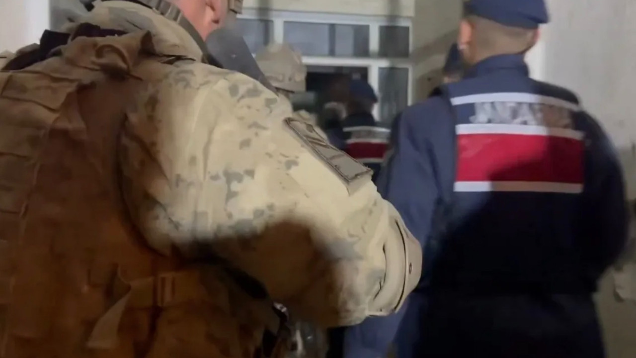 7 İlde suç örgütlerine yönelik operasyon: 42 şüpheli adliyede