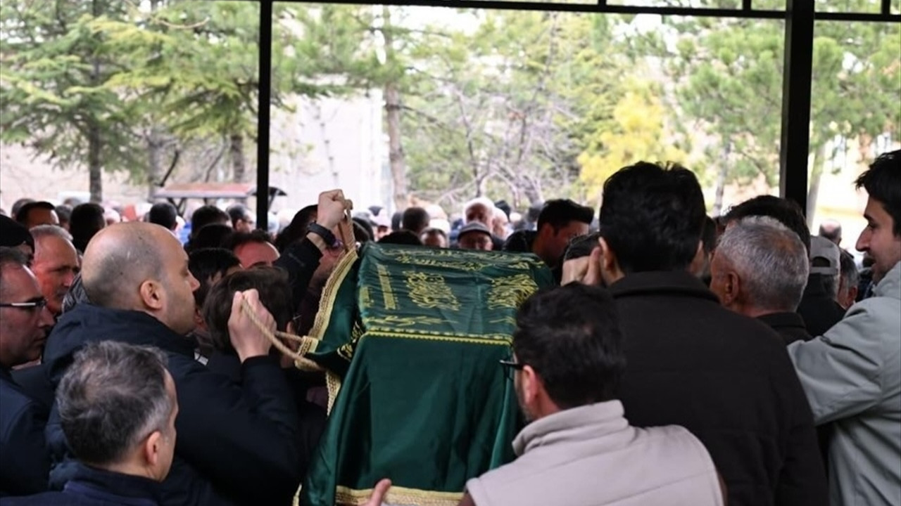 Adana'da feci kaza! Yaya geçidinde motosikletin çarptığı bebek hayatını kaybetti