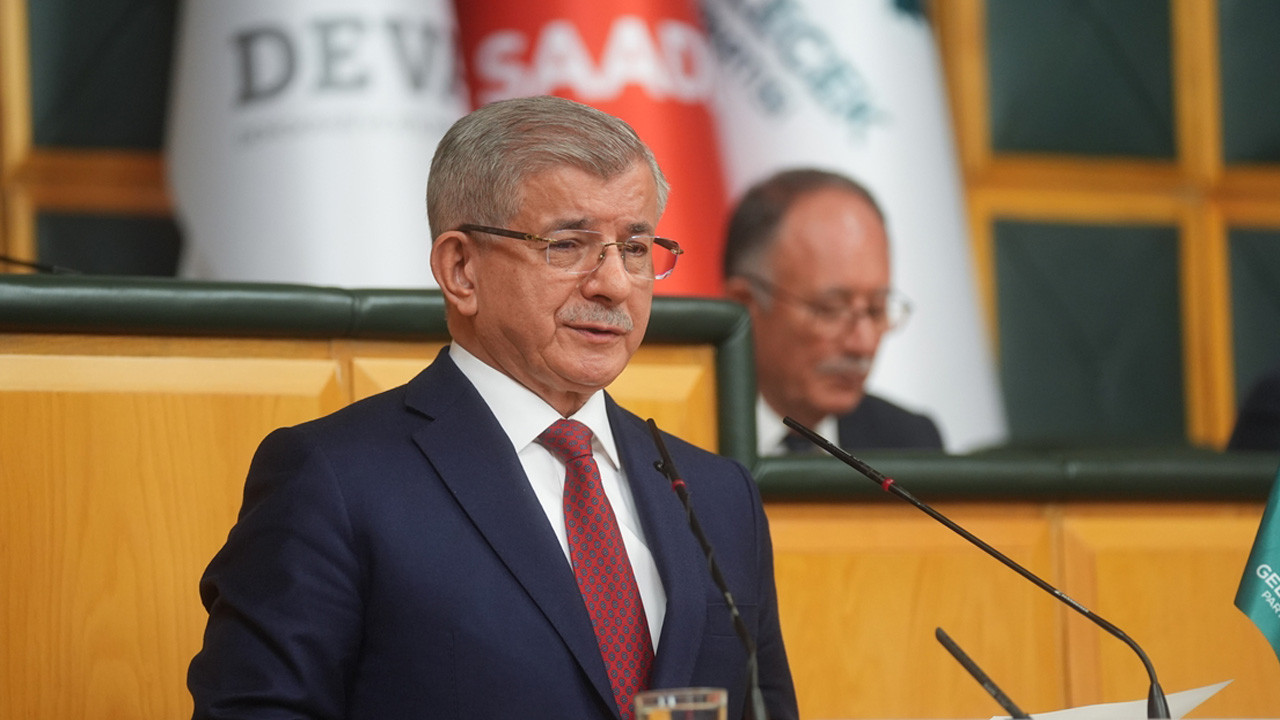 Davutoğlu: "Adalet Bakanına söylüyorum belki o heyecan içinde o tavrı fark etmediniz..."