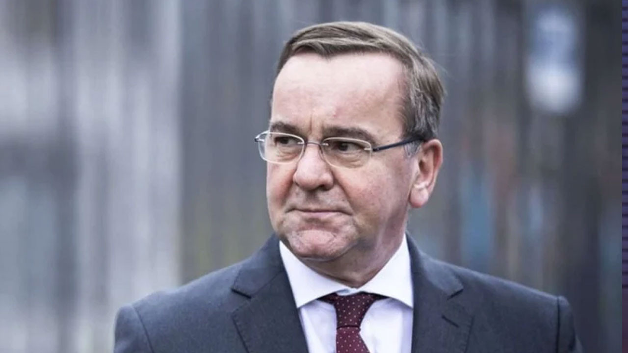 Almanya Savunma Bakanı: Türkiye NATO'da merkezi rolde