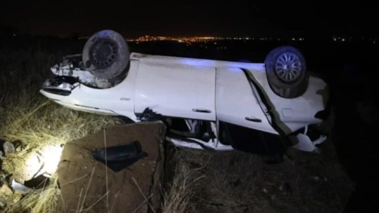 Samsun'da yasak aşk buluşmasında olanlar oldu! Otomobil takla attı