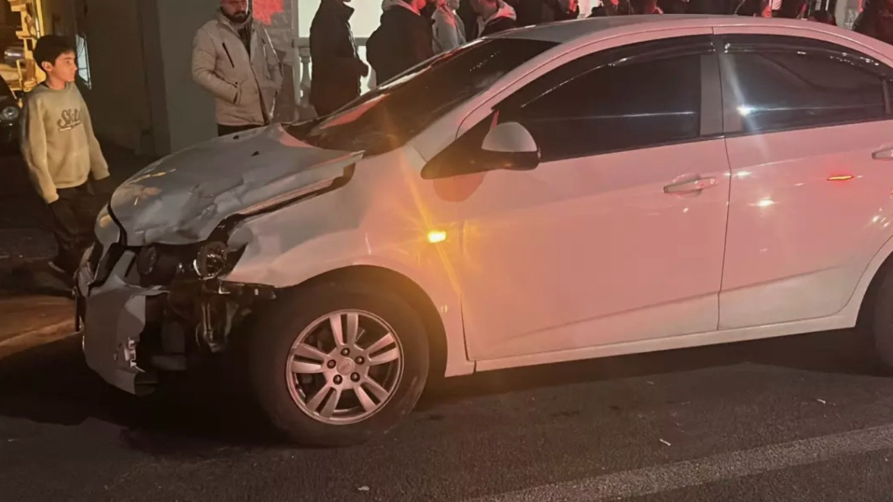 Sivas'ta zincirleme trafik kazası: 2 kişi yaralandı...