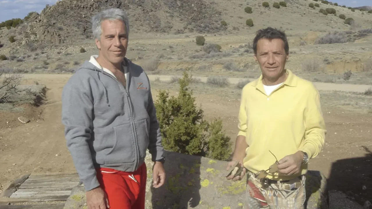 Sapkın Epstein'in sırlarını deşifre edecekti sustu! Hapishanede ölü olarak bulundu