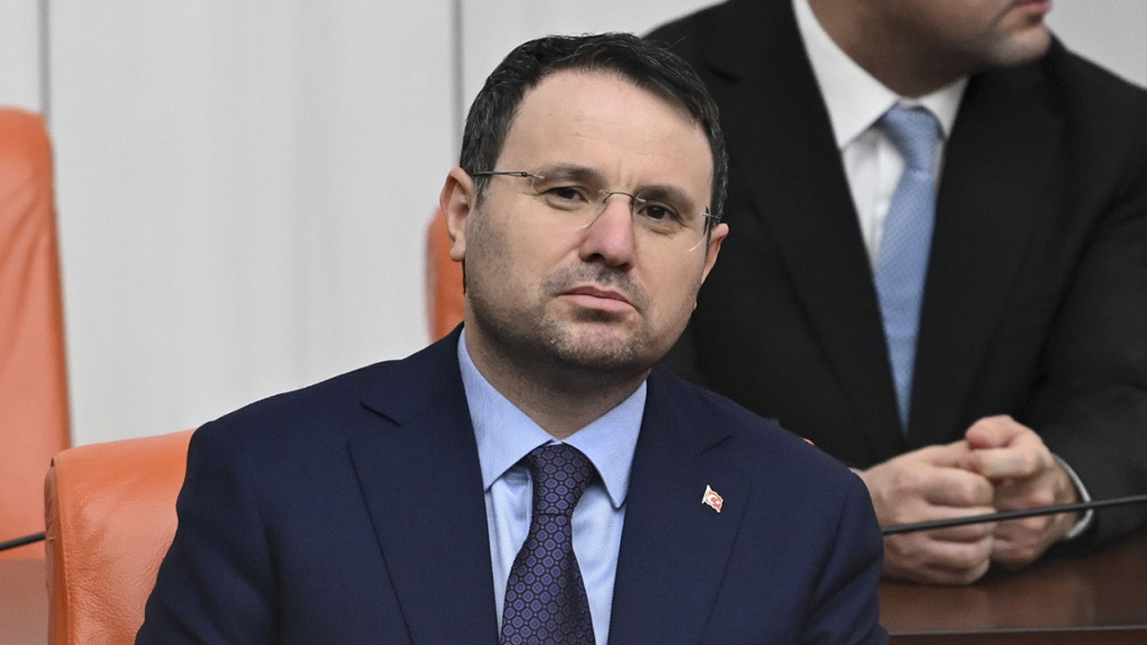 HSK'nin İstanbul'daki ticaret mahkemeleriyle ilgili kararına Bakan Gürlek'ten değerlendirme