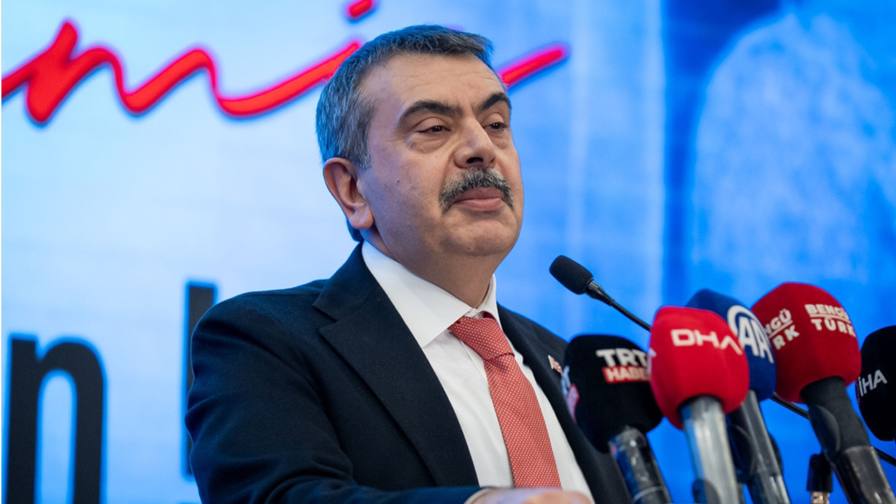 Milli Eğitim Bakanı Yusuf Tekin'den tepki: "Özgür Özel kadar midesi geniş bir insan değilim"
