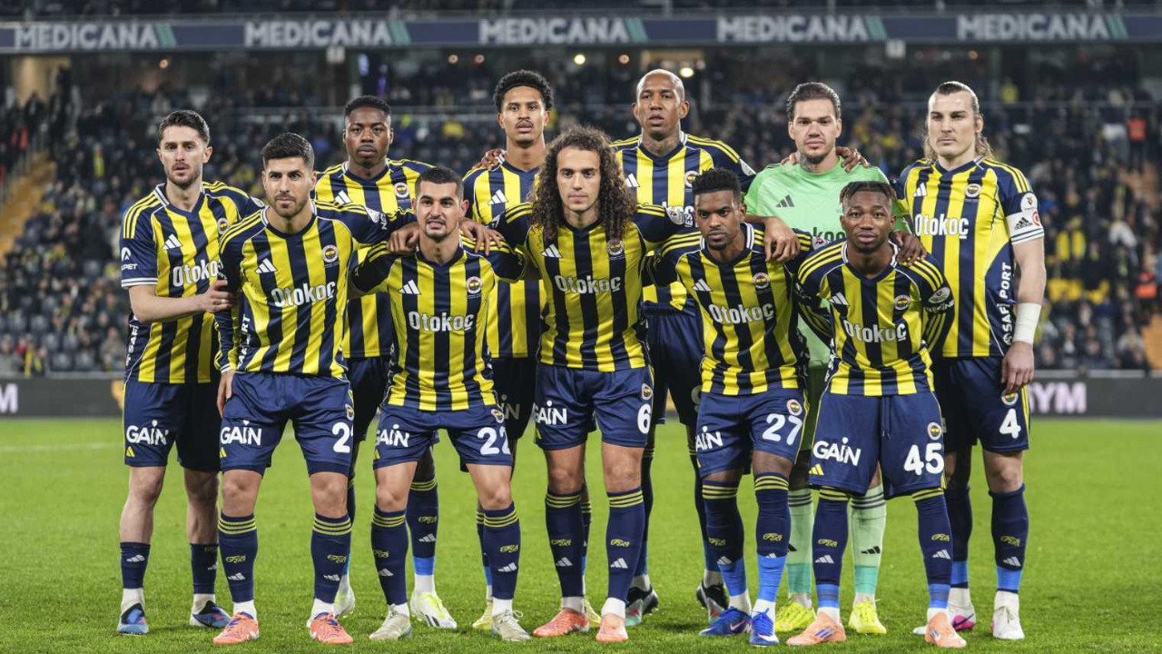 Fenerbahçe'de 2 şok sakatlık birden! Oyuna devam edemediler