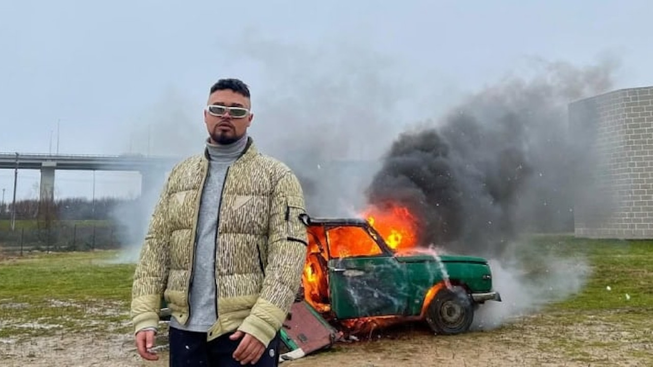 Ünlü rapçi Lvbel C5'in çocukluk karesi olay! Bakın nasıl bir çocukmuş...