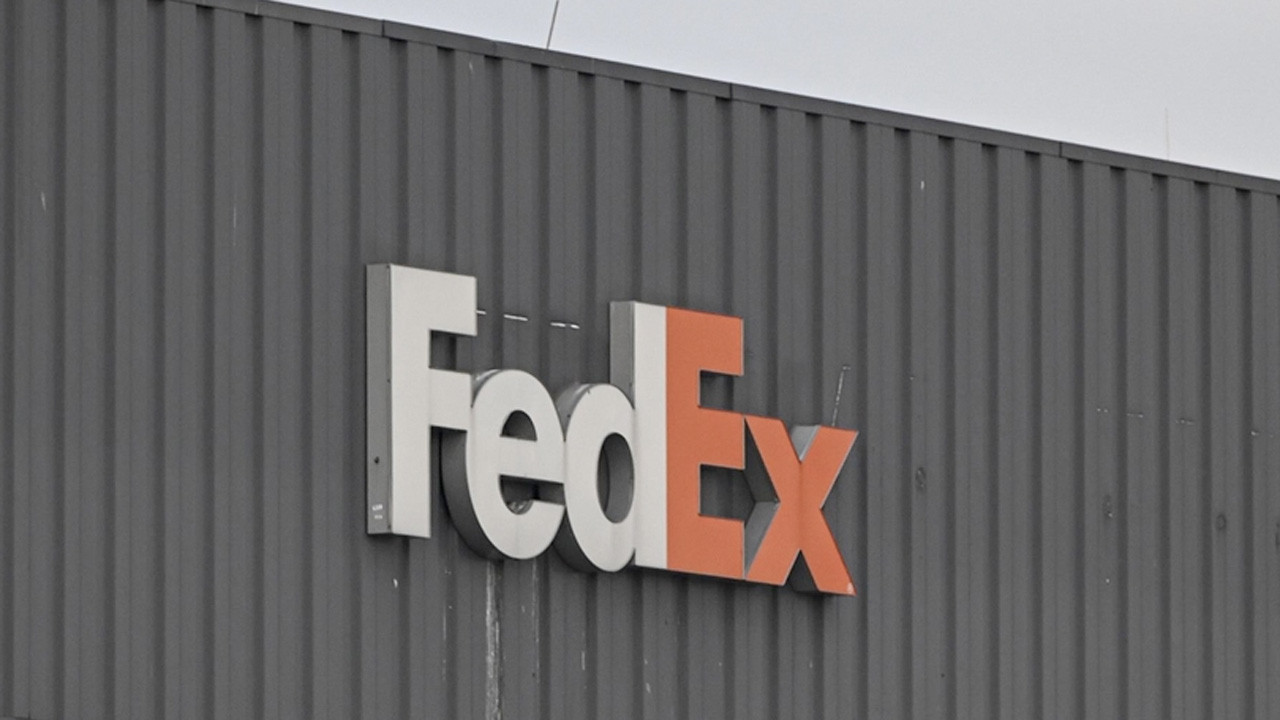 Korgo şirketi FedEx gümrük vergileri kararı sonrası harekete geçti