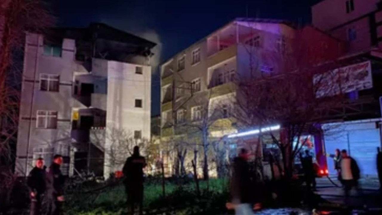 Yemen'de meydana gelen trafik kazasında 16 kişi öldü