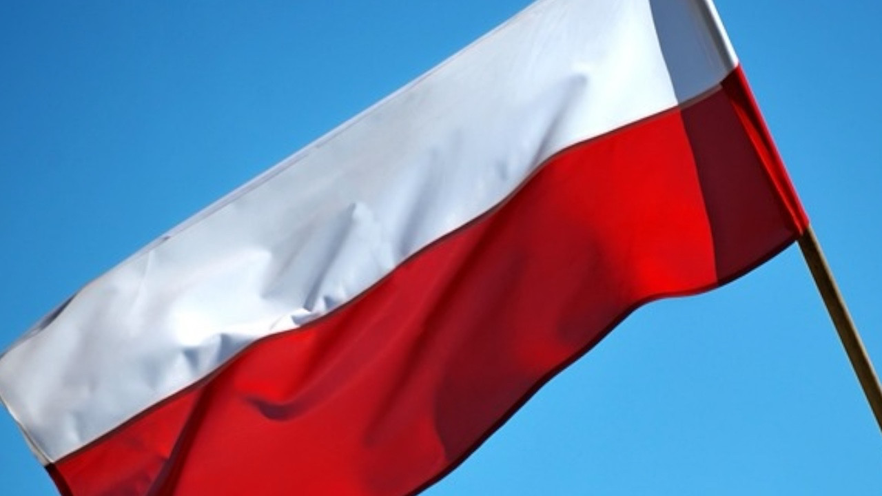 Polonya Dışişleri Bakanı, NATO'nun Rusya'ya karşı savunmasının 1,2 trilyon avroya mal olacağını belirtti