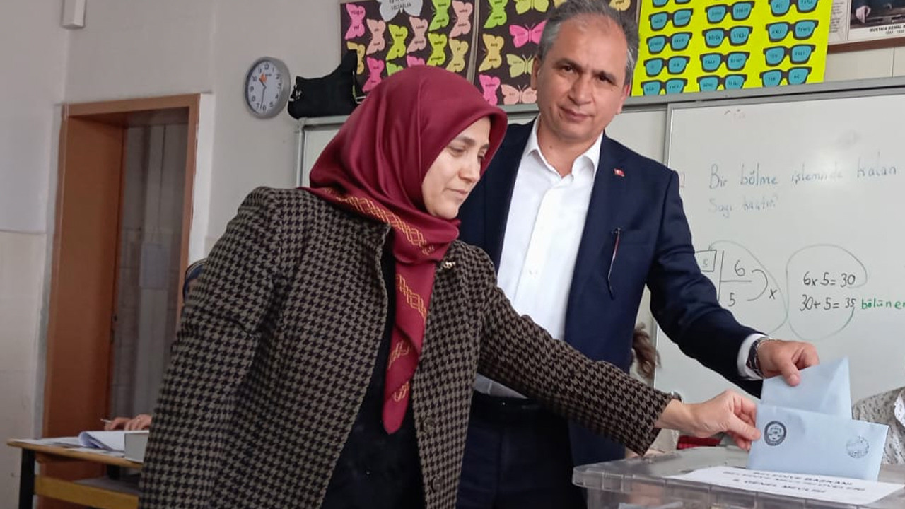 'Eşin nerede çalışıyor' diye sordu! Doktor eşi TBMM'de çıkan vekilden karşılık