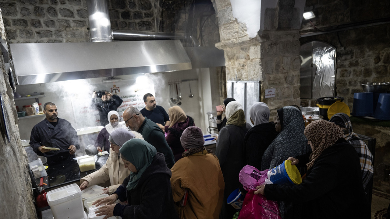 Osmanlı mirası 500 yıllık tekke, Kudüs'te hala iftar sofralarına sıcak yemek hazırlıyor