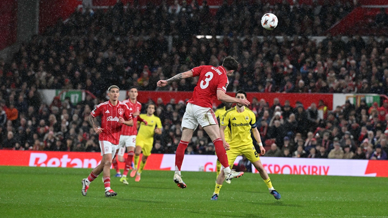 UEFA Avrupa Ligi'nde son 16 turuna kalan takımlar belli oldu