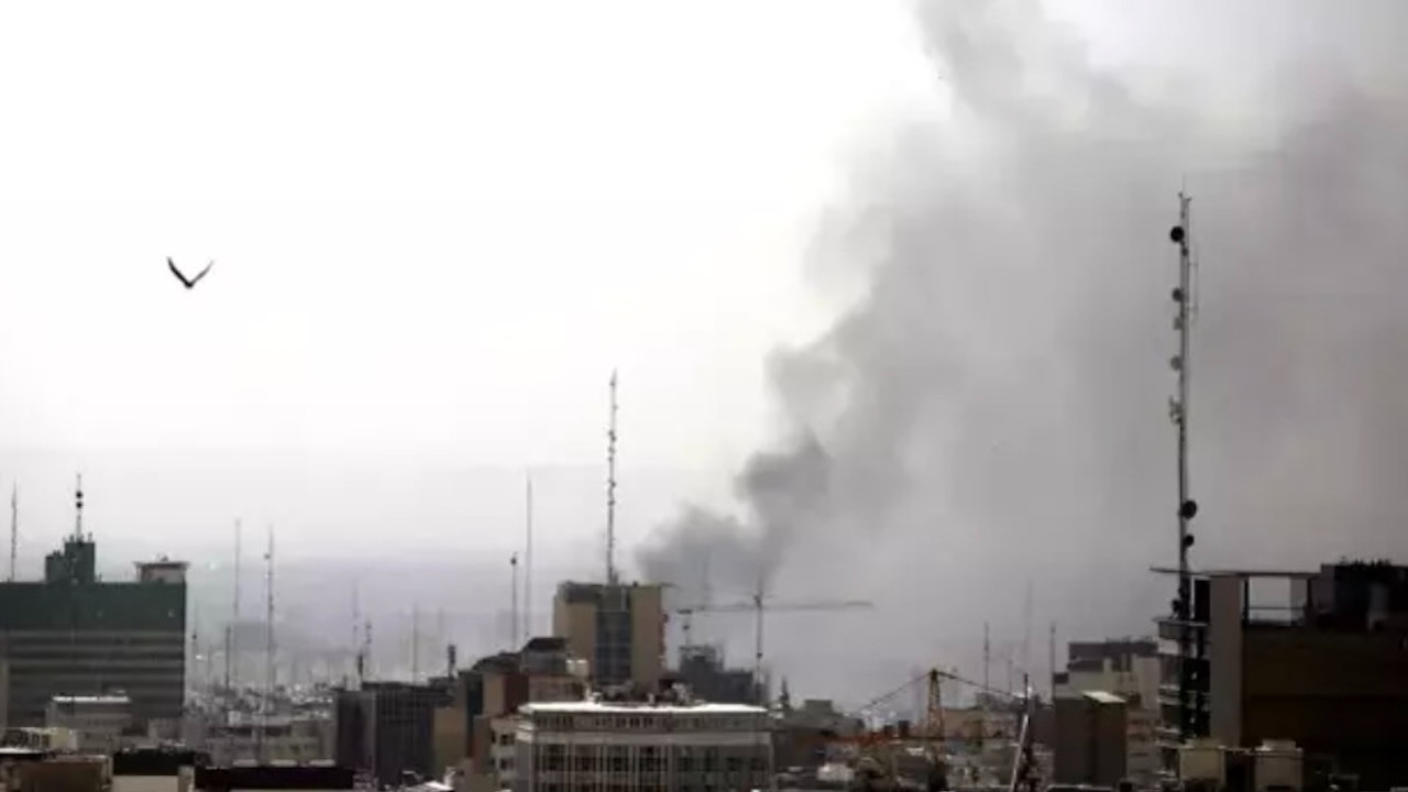 ABD-israil saldırdı İran'da bir ilkokulda onlarca çocuk can verdi...