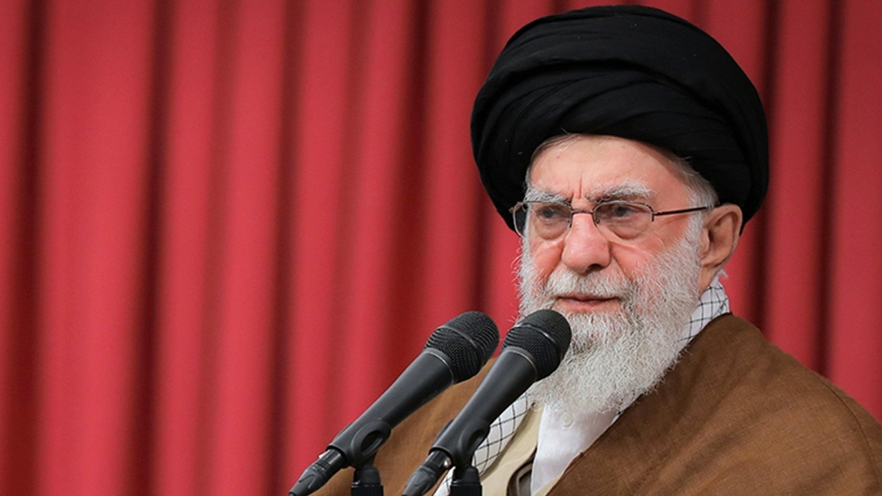 İran: Hamaney'in öldürülmesi cezasız kalmayacak