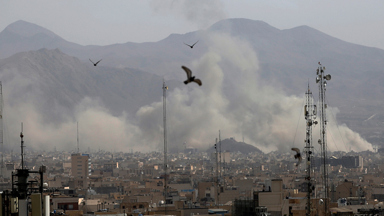 İsrail, İranlı 40 üst düzey komutanı öldürdüğünü iddia etti