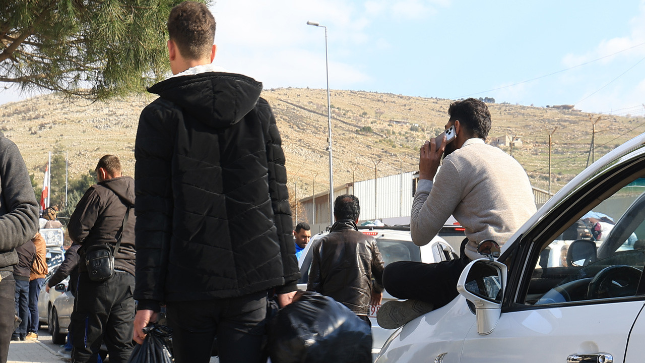 İsrail saldırıları! 10 binden fazla kişi Suriye’ye geçti