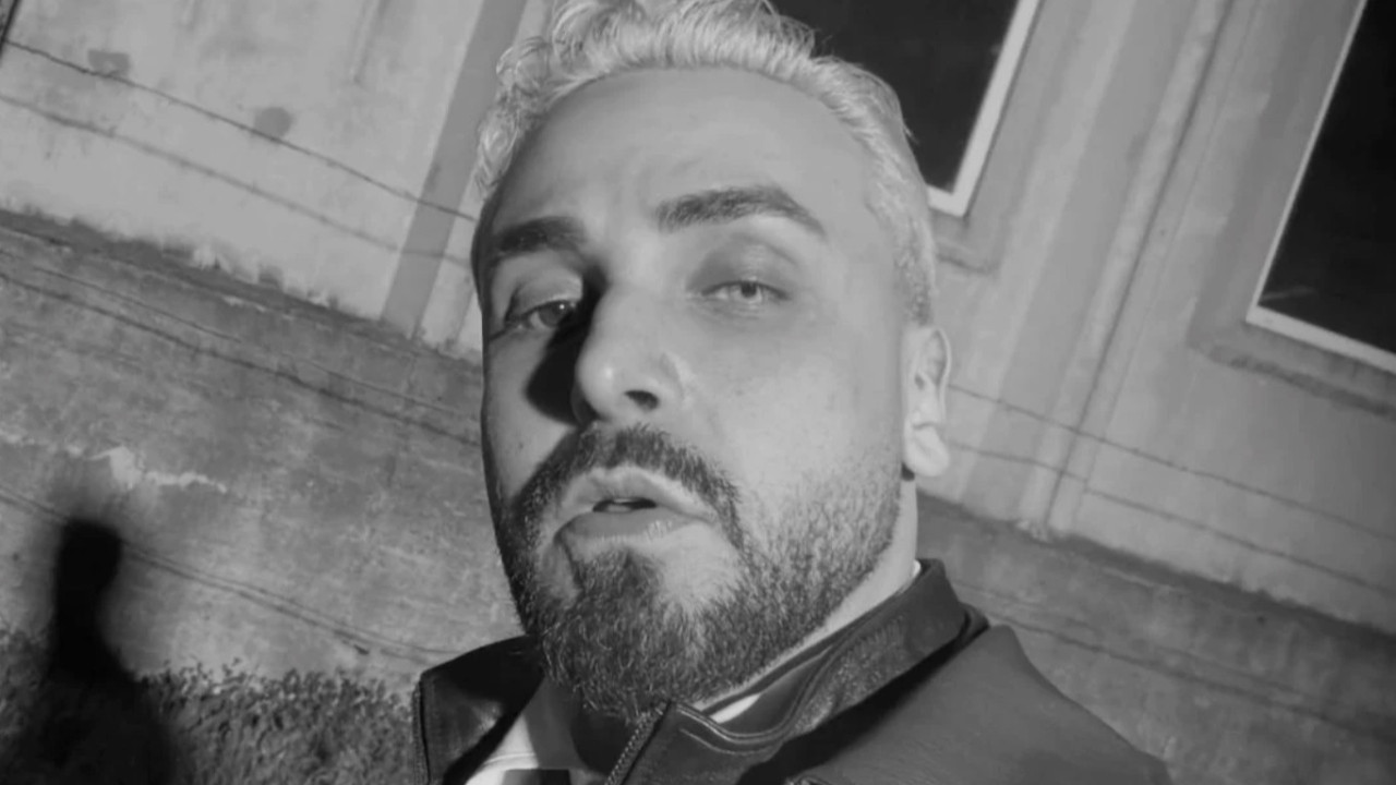 Sefo imaj değiştirdi! Beyaz-platin saçlarına yorum yağdı!