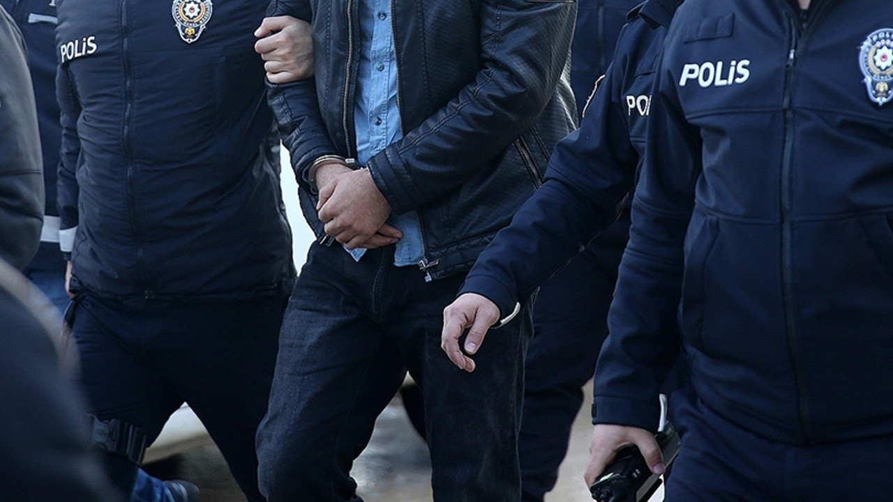 FETÖ'nün Kara Kuvvetleri mahrem yapılanmasına darbe! 15 gözaltı