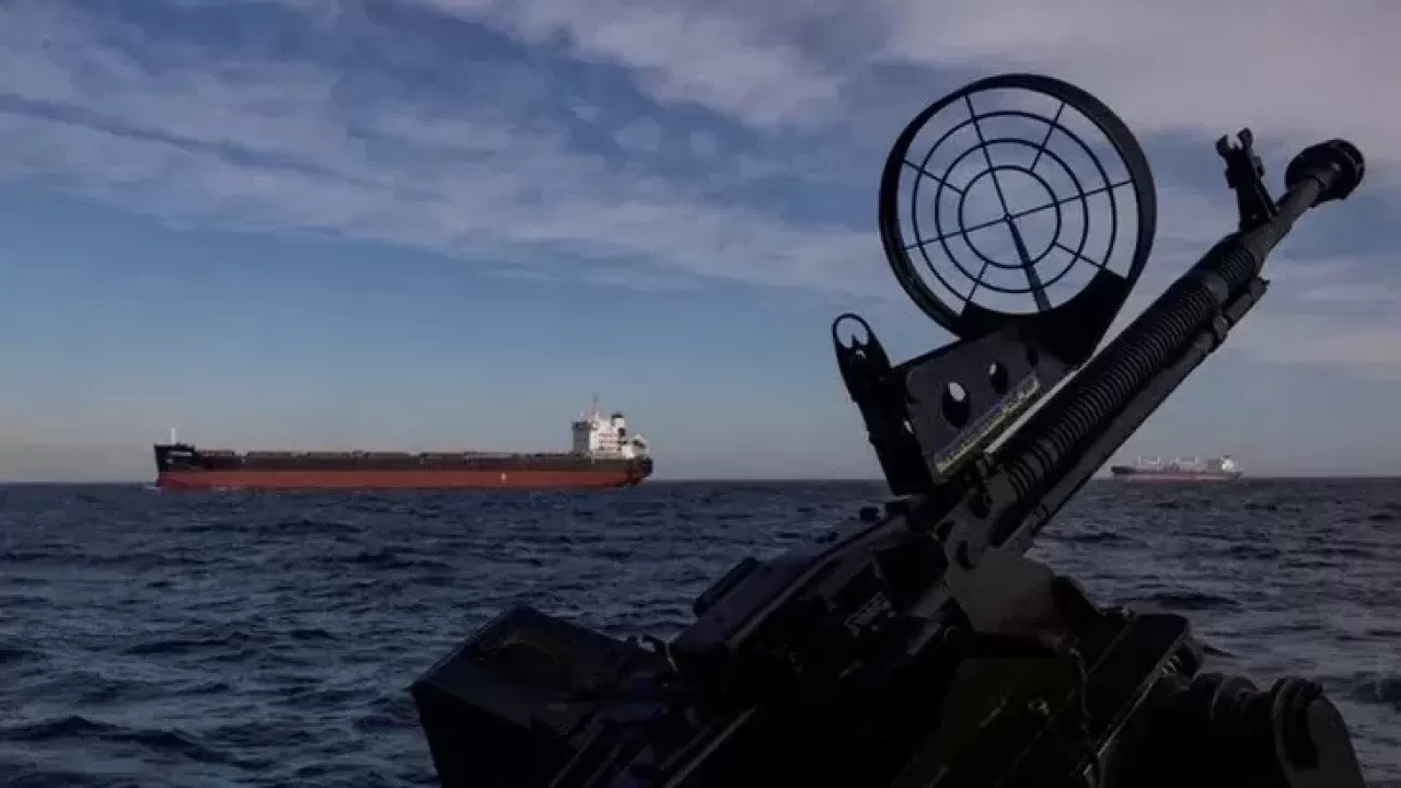 Ukrayna duyurdu: Rus ordusu sivil bir gemiye saldırı düzenledi