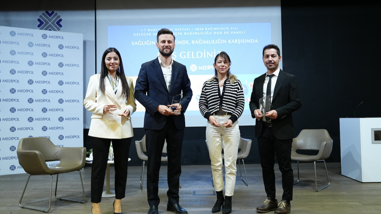 Medipol Sağlık Grubu'ndan gelecek nesiller için “bağımlılığa dur de” paneli