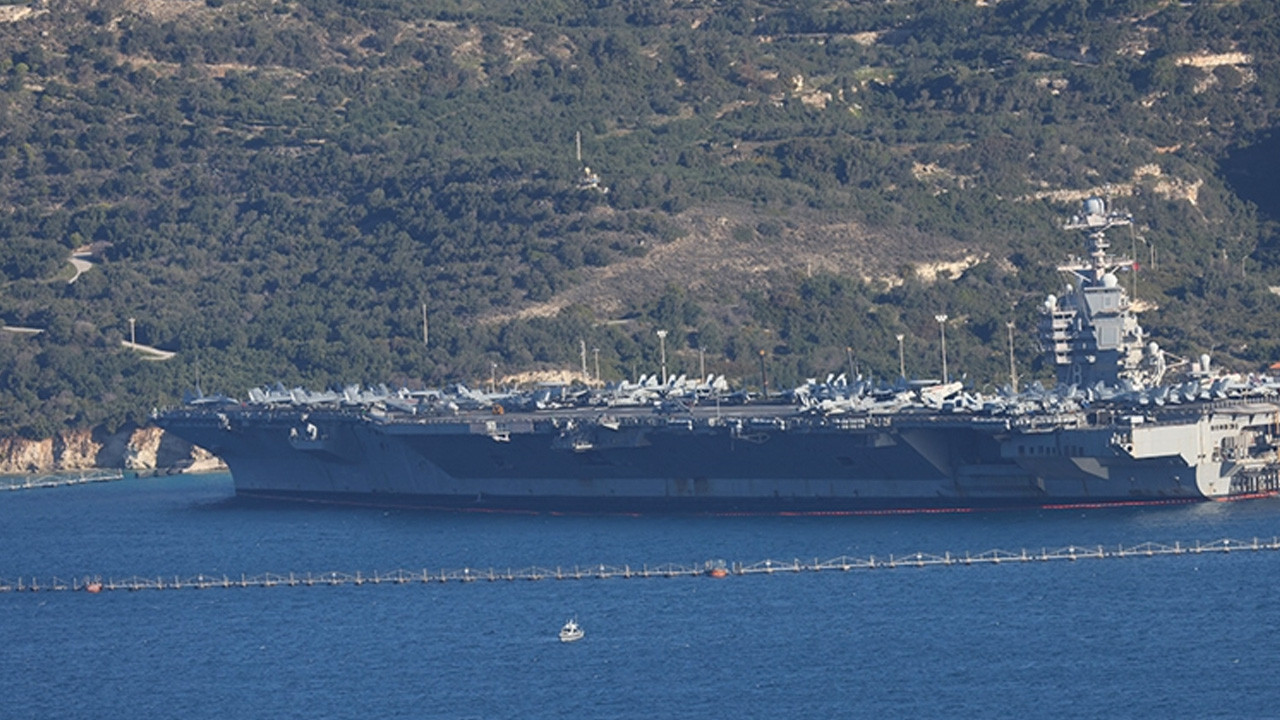 ABD'nin en büyük uçak gemisi Kızıldeniz'e ulaştı