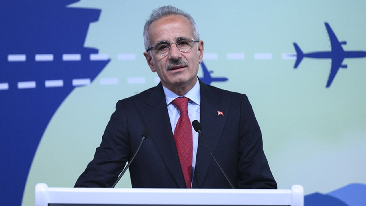 Türkiye genelindeki havalimanları 2 ayda 32,9 milyon yolcuya hizmet verdi