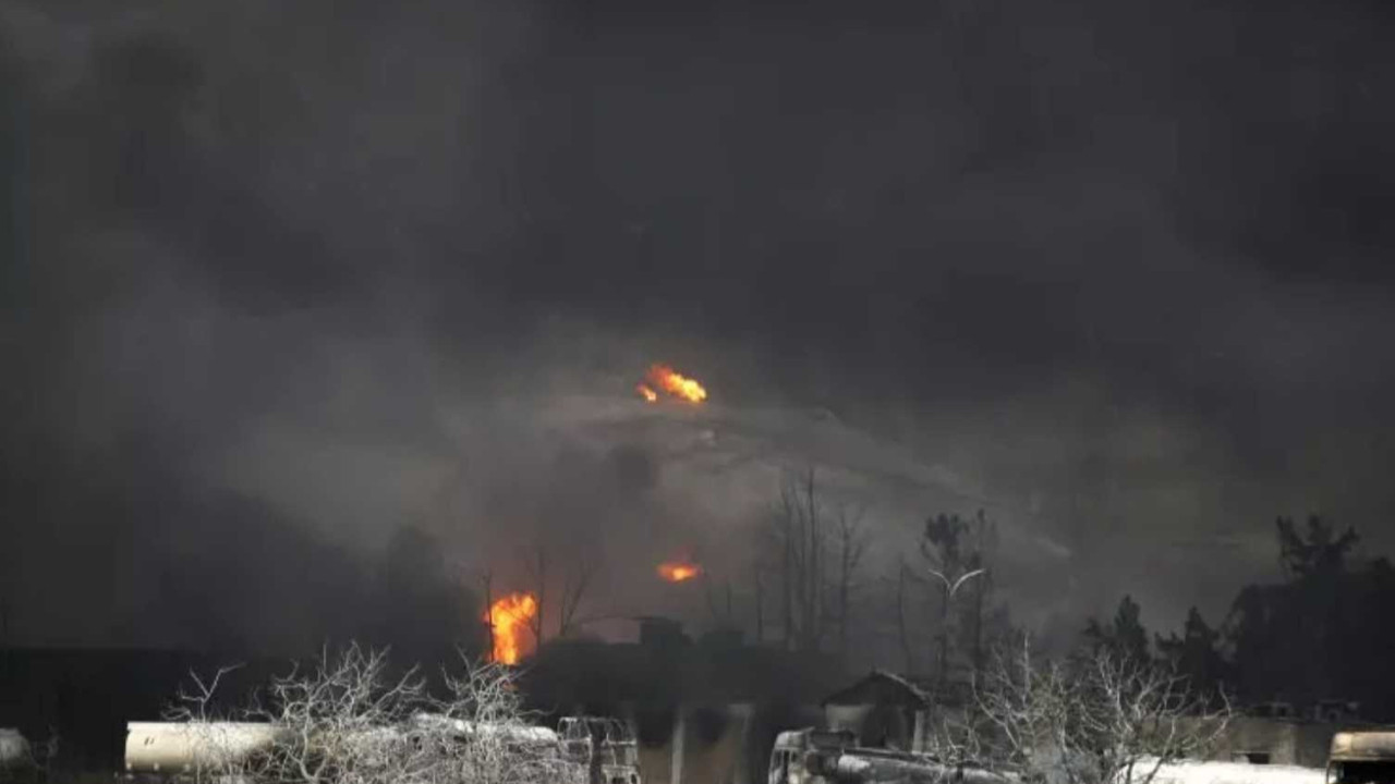 İsrail, İran Devrim Muhafızları Ordusu'nun karargahını vurdu