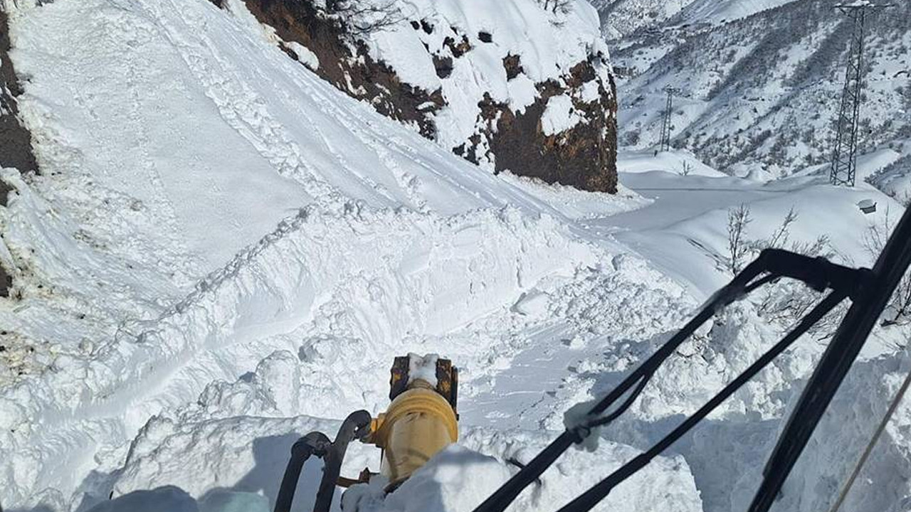 Kar sebebiyle 187 yol kapandı