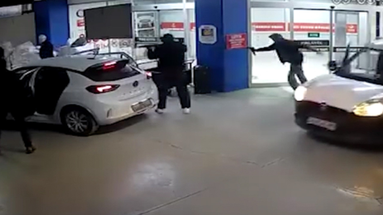 Kuyumcukent'te filmleri aratmayan soygun! 7 şüpheli saniyeler içinde 20 milyon TL çaldı