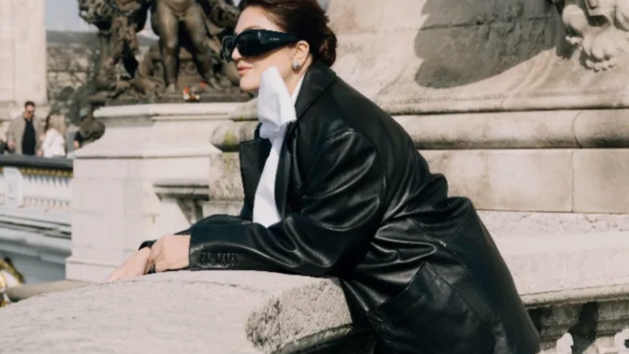 Tarzı, imajı ve fiziği olay! Sibel Can'ın yeni karelerine beğeni yağdı...