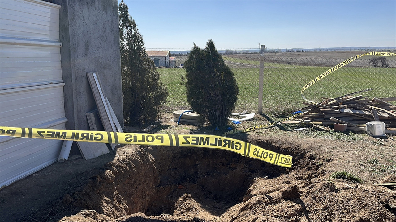 Eskişehir'de kaybolan 13 yaşındaki kızın cesedi toprağa gömülü halde bulundu