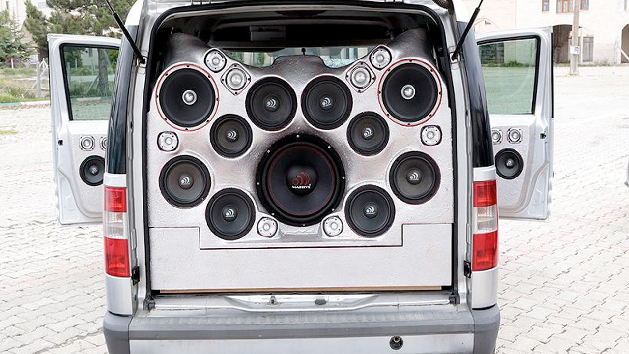 İçişleri Bakanı Çiftçi'den araçlara sonradan takılan görüntü ve ses sistemlerine ilişkin açıklama