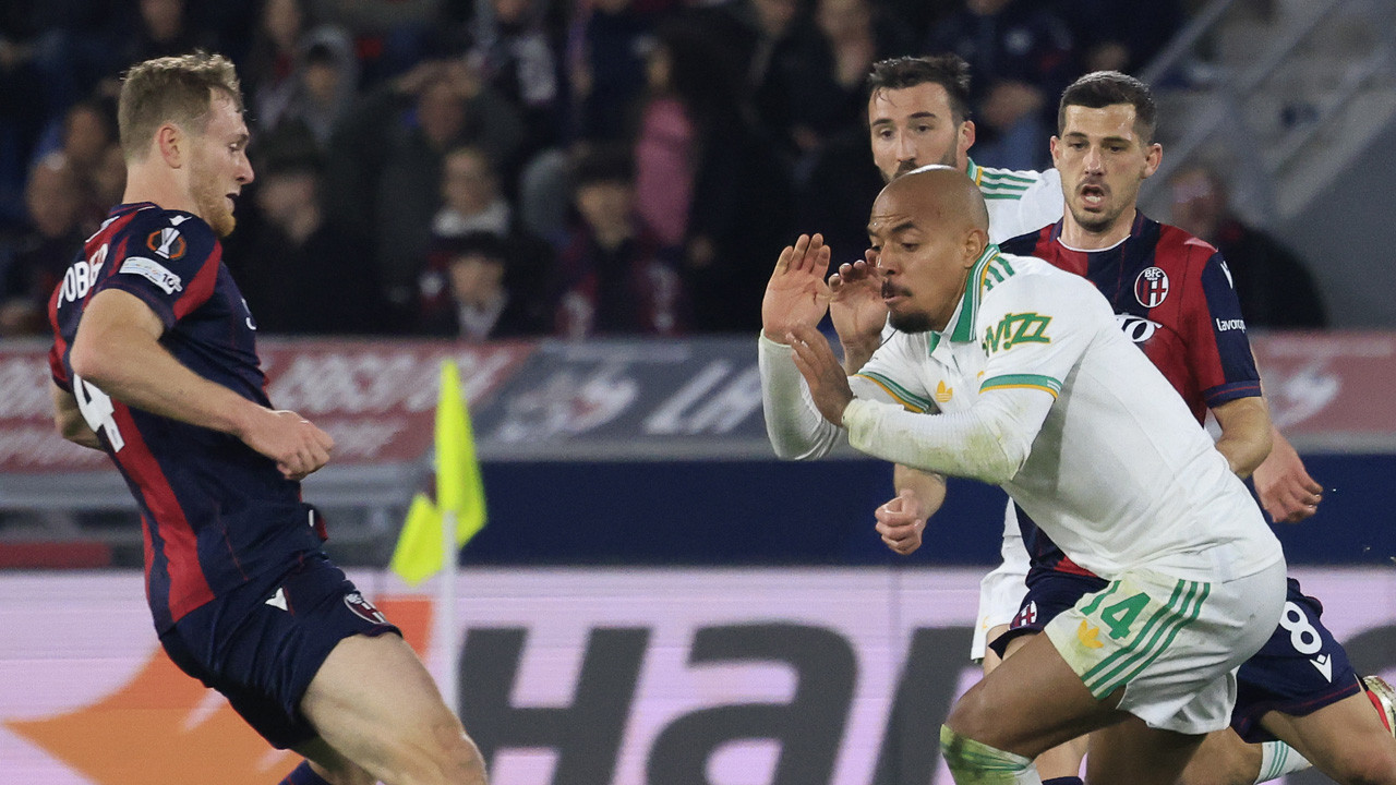 UEFA Avrupa Ligi'nde son 16 turu ilk maçları oynandı