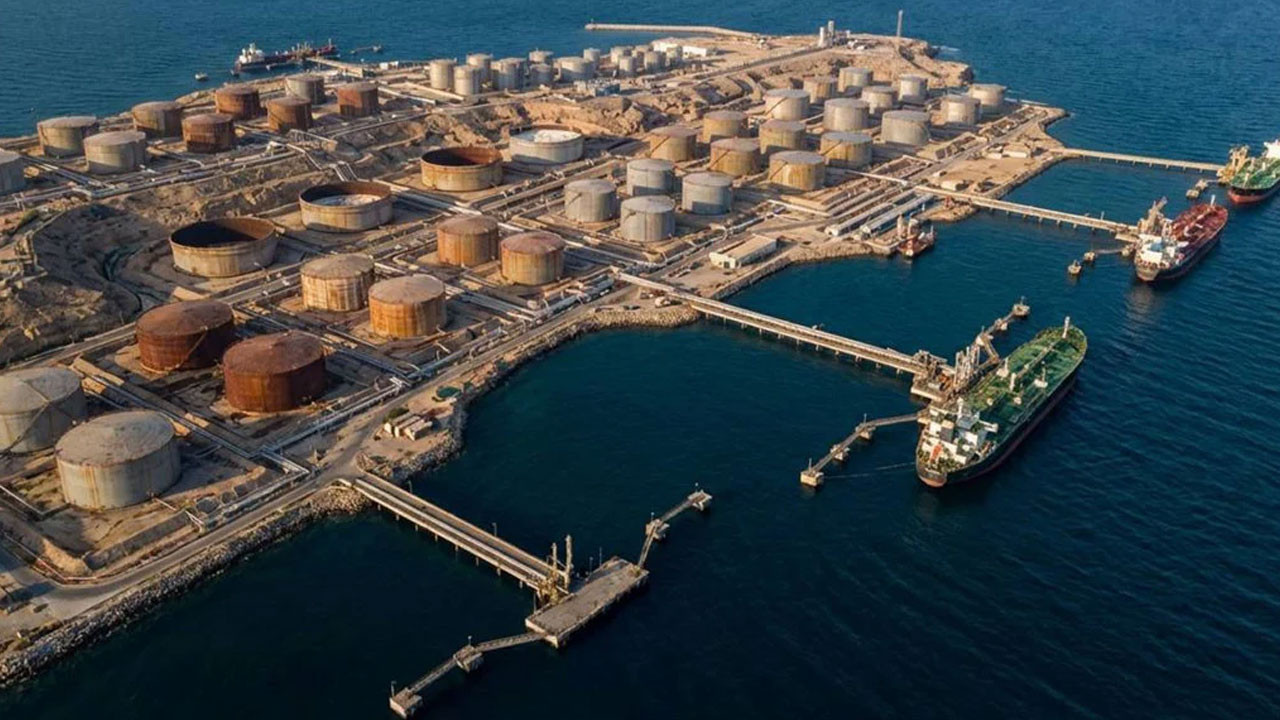 ABD 42 yıl sonra bomba yağdırdı! Petrolün kalbinde son durum