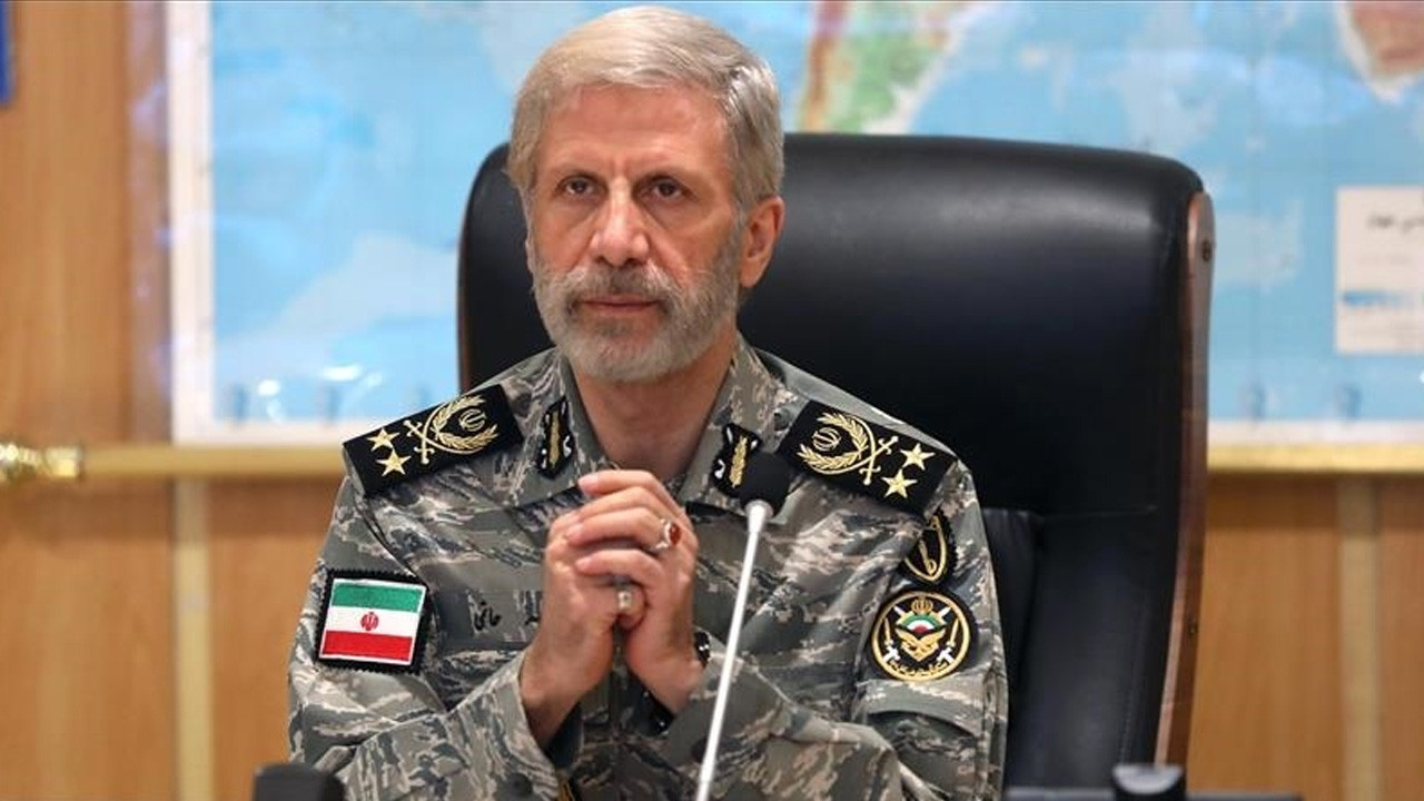 İran ordusu "yeni bir bölgesel düzen" mesajı verip duyurdu: Daha modern silahlar kullanacağız